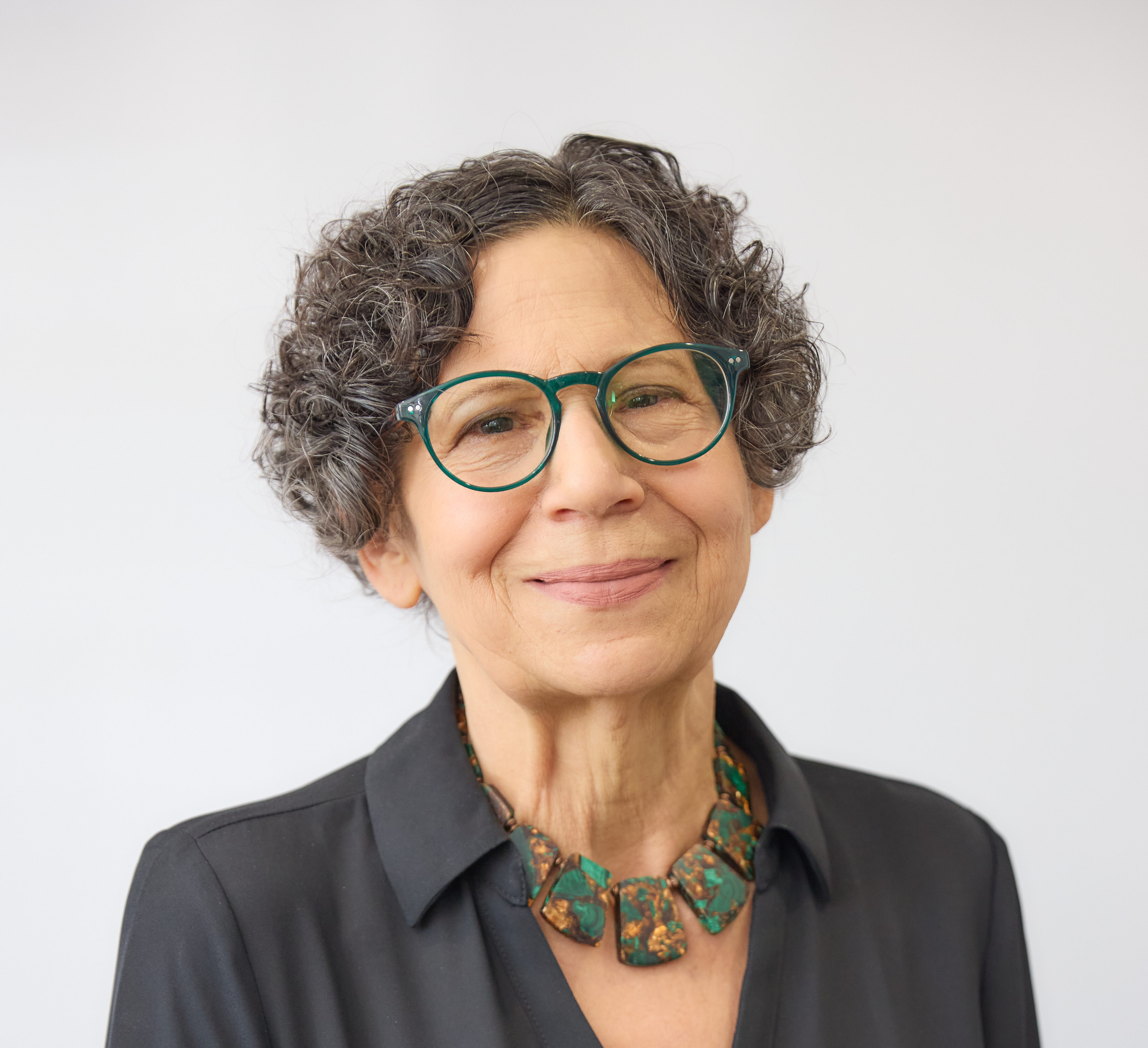 Chaplain Bonnie Lester Your journey to pain relief begins here.